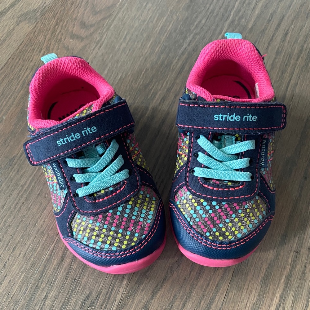 Baby girl stride rite shoes NWOT size 5
